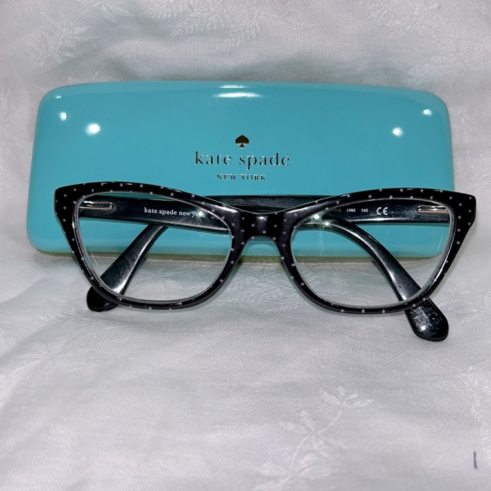 Kate Spade ♠️ Glasses with Case